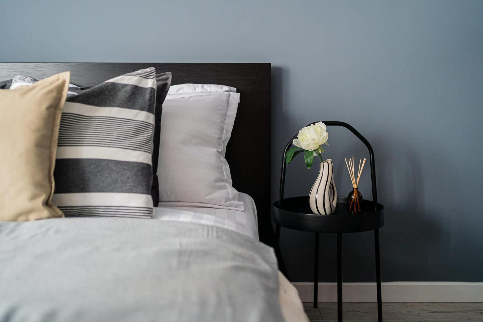 Chic Black & White 2Br Retreat On Dambovitei Bucarest Extérieur photo