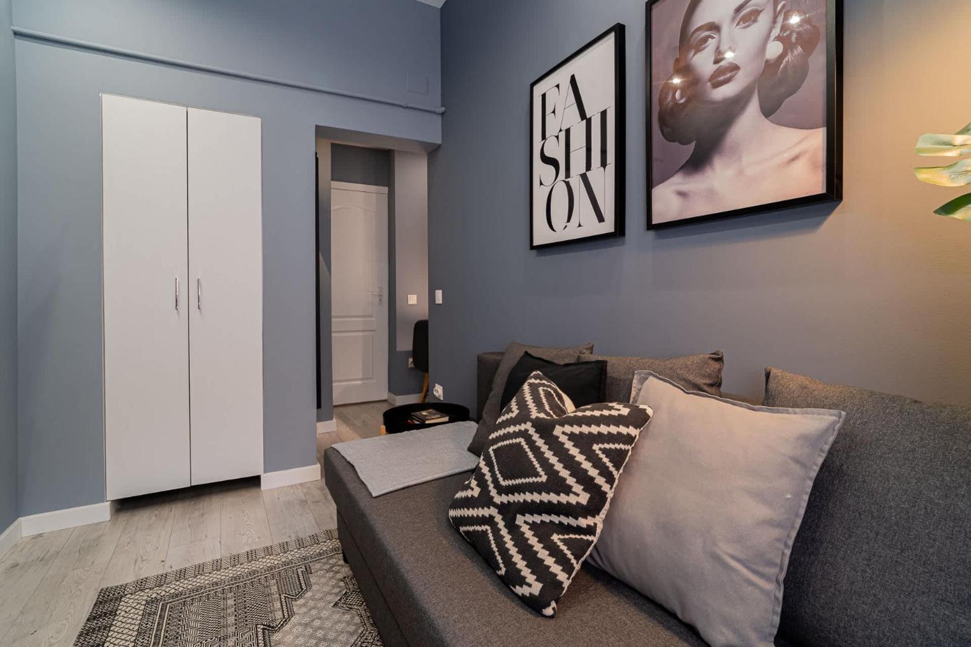 Chic Black & White 2Br Retreat On Dambovitei Bucarest Extérieur photo