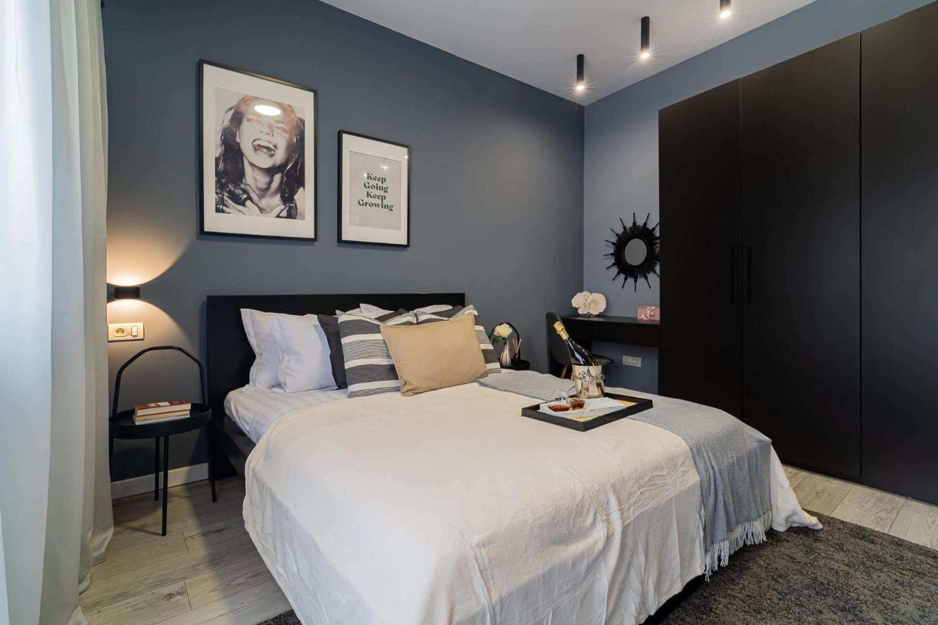 Chic Black & White 2Br Retreat On Dambovitei Bucarest Extérieur photo